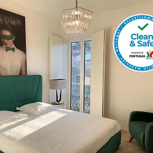  Apartment New!! Luxury Avenida Da Liberdade Flat- With Rooftop And Pool